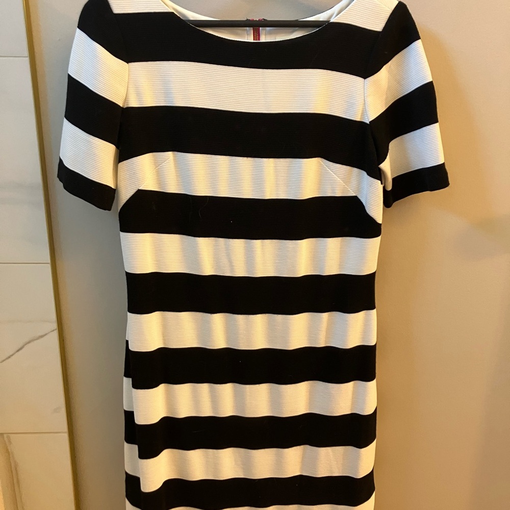 Eliza J White and Pink Sheath Mini Dress with Cuffed Sleeves - Picture 2 of 5